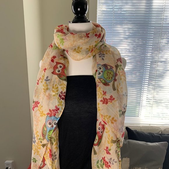 Women's scarf - stylish, beautiful design - Picture 2 of 4